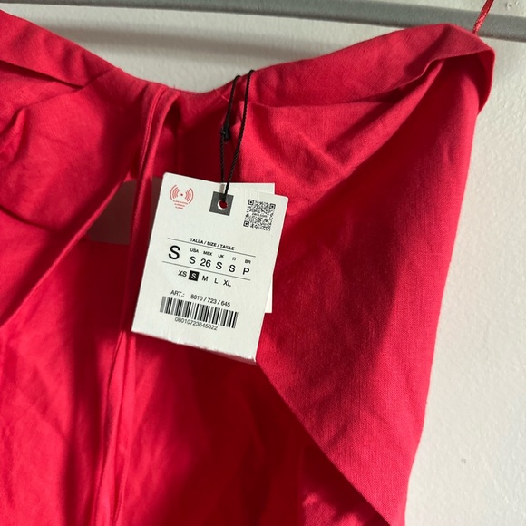 Elegant Red Evening Dress bloggers favorite - Picture 3 of 4